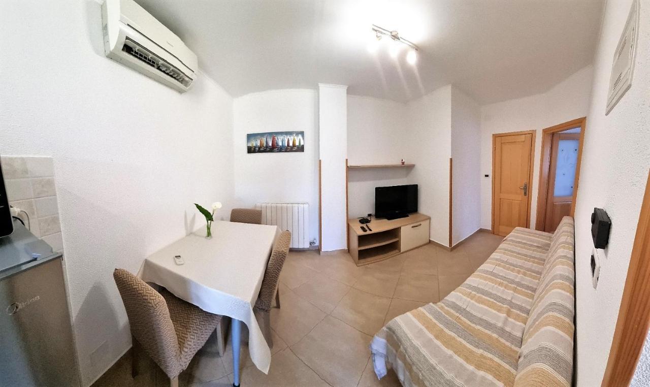 Apartments Valentina Umag Eksteriør bilde