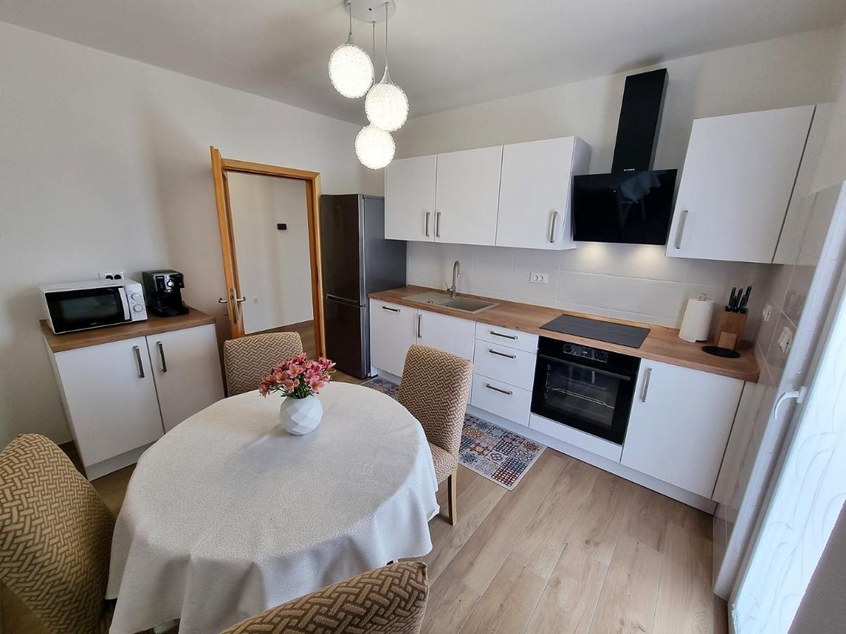Apartments Valentina Umag Eksteriør bilde