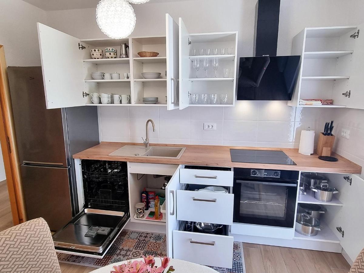 Apartments Valentina Umag Eksteriør bilde